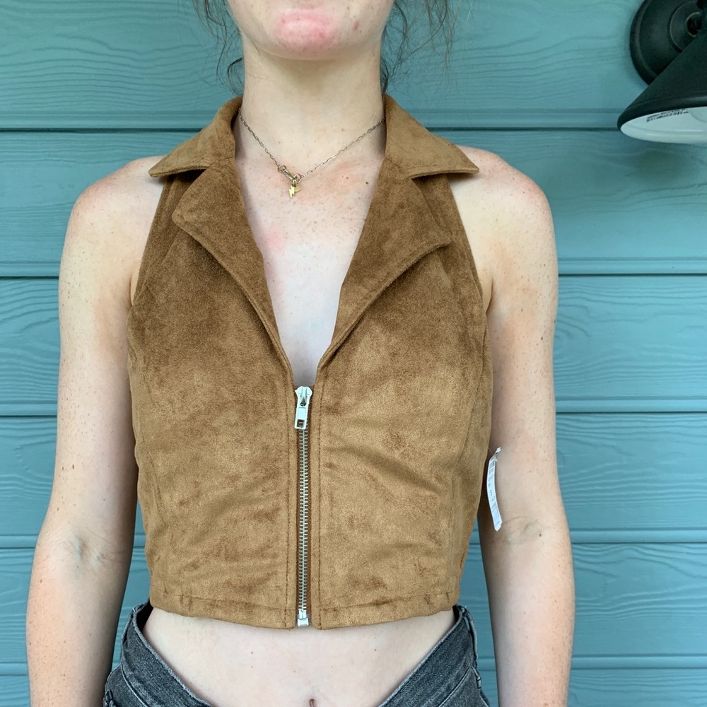 Suede tan zip up front top